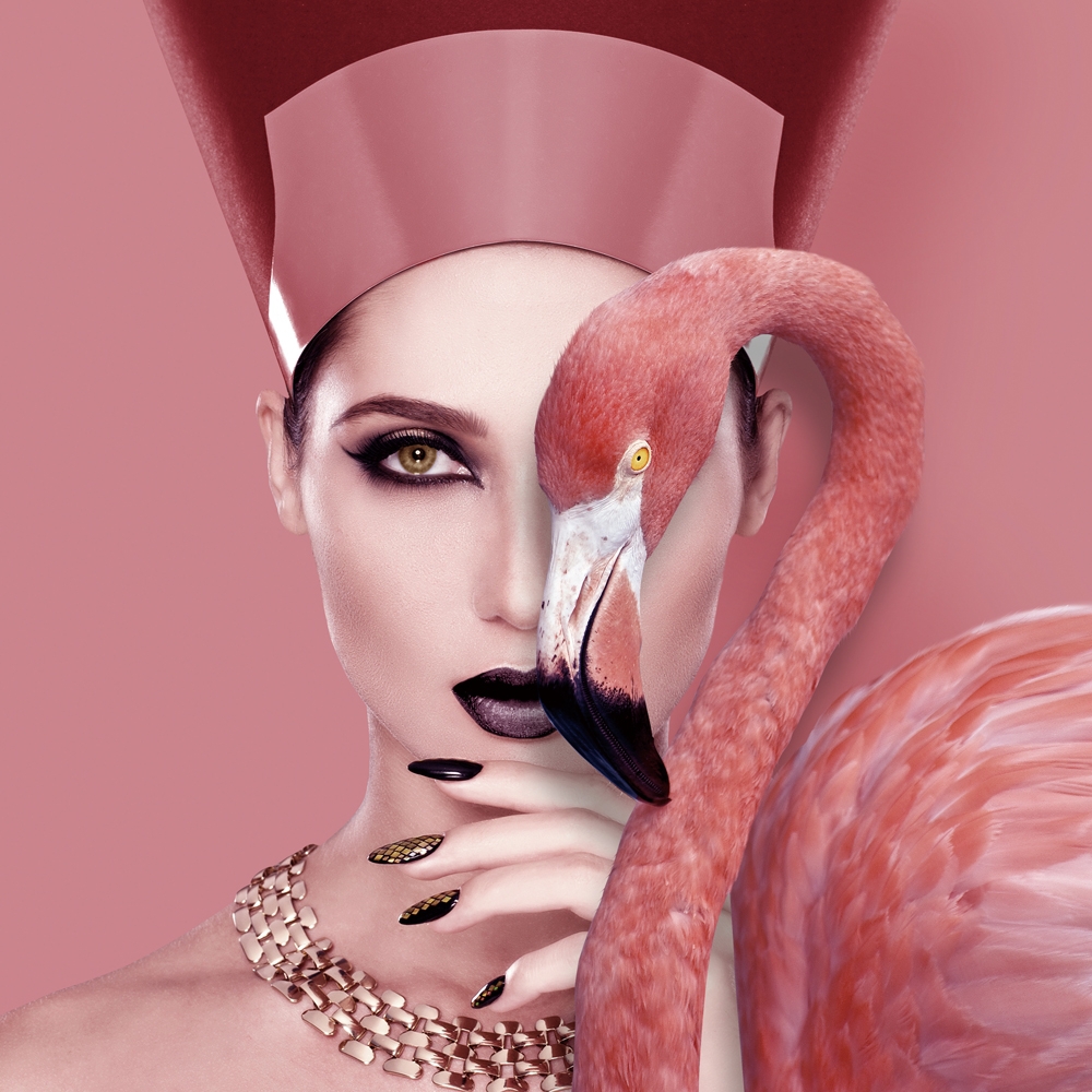 Glasschilderij flamingo met vrouw 100x100