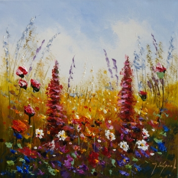 Kleurrijke bloemenvelden in levendige tinten rood, roze en blauw, tegen een heldere, lichte achtergrond.