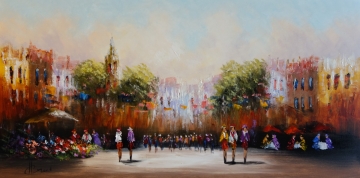 Een levendige straat met kleurige bloembakken, mensen in stijlvolle kleding en parasols, onder een zachte blauwe hemel.