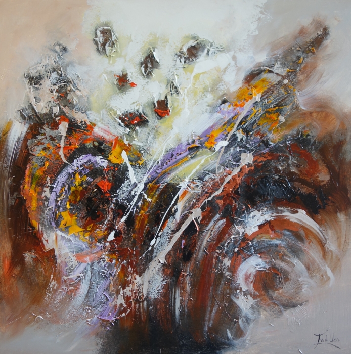Abstracte schilderij met vurige tinten van oranje, rood en bruin, dynamische swirls en witte spetters op een neutrale achtergrond. Abstracte schilderij met vurige tinten van oranje, rood en bruin, dynamische swirls en witte spetters op een neutrale achtergrond.