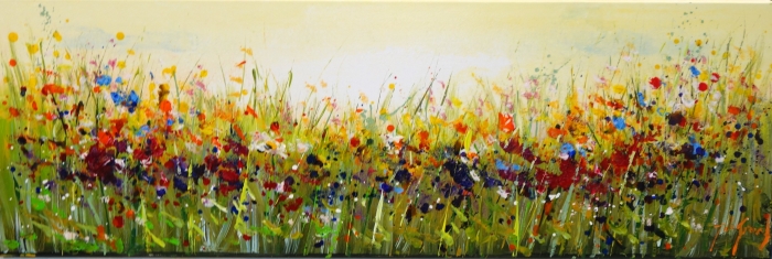 Kleurige bloemenweide met diverse tinten, waaronder geel, blauw, rood en groen, in abstracte verfstructuren op een lichte achtergrond. Kleurige bloemenweide met diverse tinten, waaronder geel, blauw, rood en groen, in abstracte verfstructuren op een lichte achtergrond.