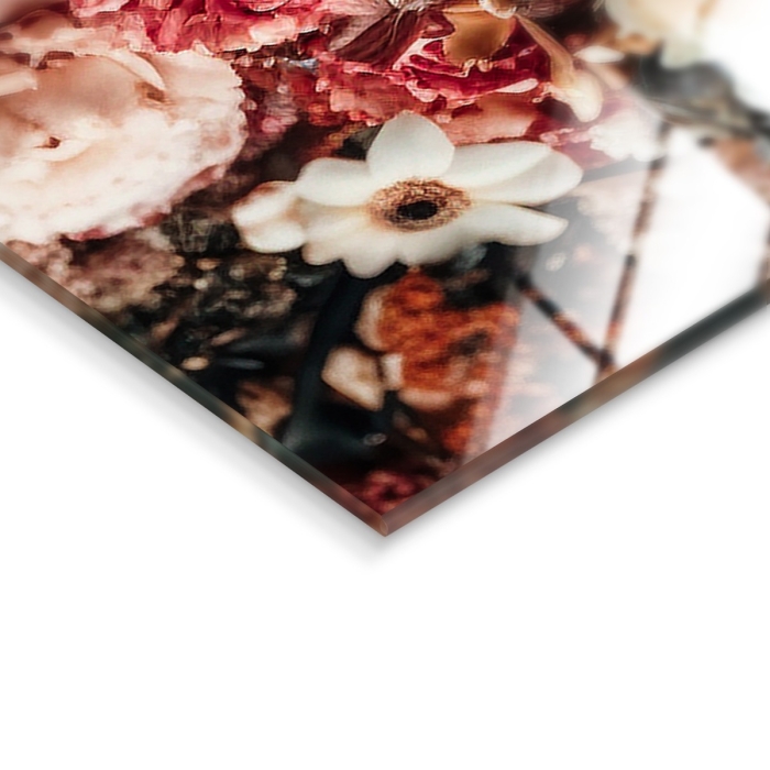Lion with flowers op glas 50x70