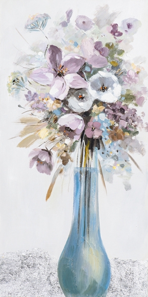 Een kleurrijk boeket met paarse en witte bloemen in een elegante, heldere vaas tegen een lichte achtergrond. Een kleurrijk boeket met paarse en witte bloemen in een elegante, heldere vaas tegen een lichte achtergrond.
